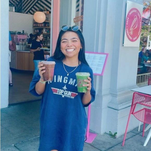 Meet your Posher, Jackie - Picture 1 of 1